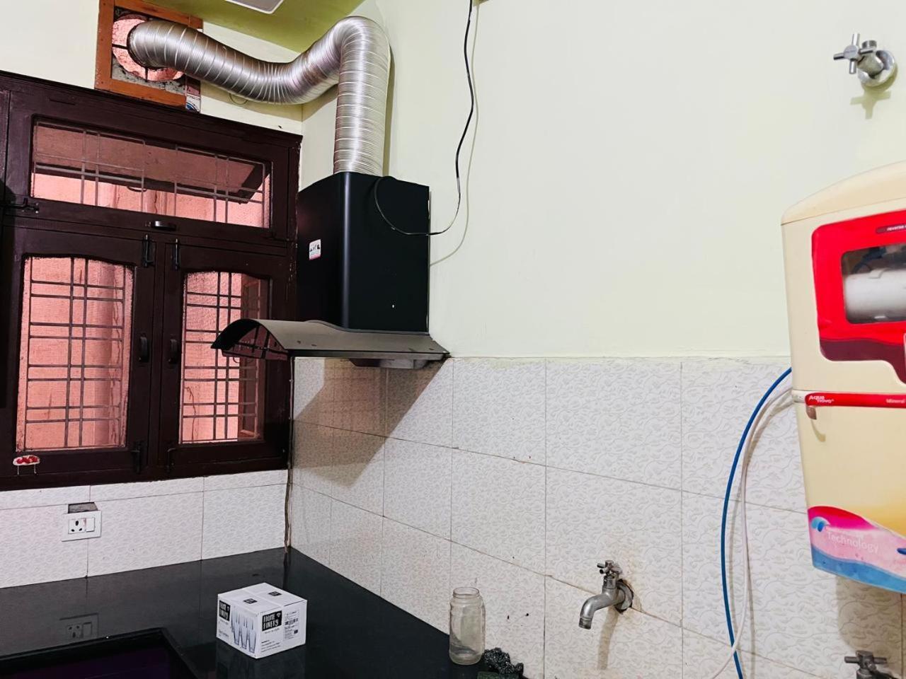 Hotel Kaushik Bhawan à Rishīkesh Extérieur photo